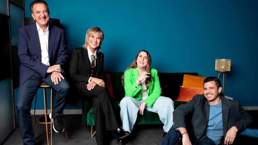 'Días de tele': Julia Otero muestra la evolución de nuestra sociedad con la televisión como filtro