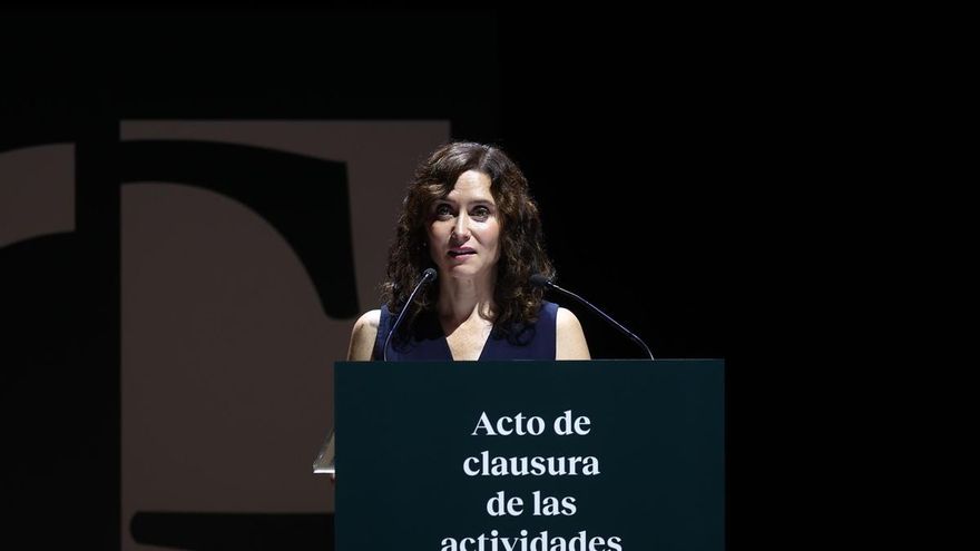 La presidenta de la Comunidad de Madrid, Isabel Díaz Ayuso, durante la clausura de las actividades académicas del Centro de Estudios Garrigues, en IFEMA, a 6 de julio de 2026, en Madrid (España).
