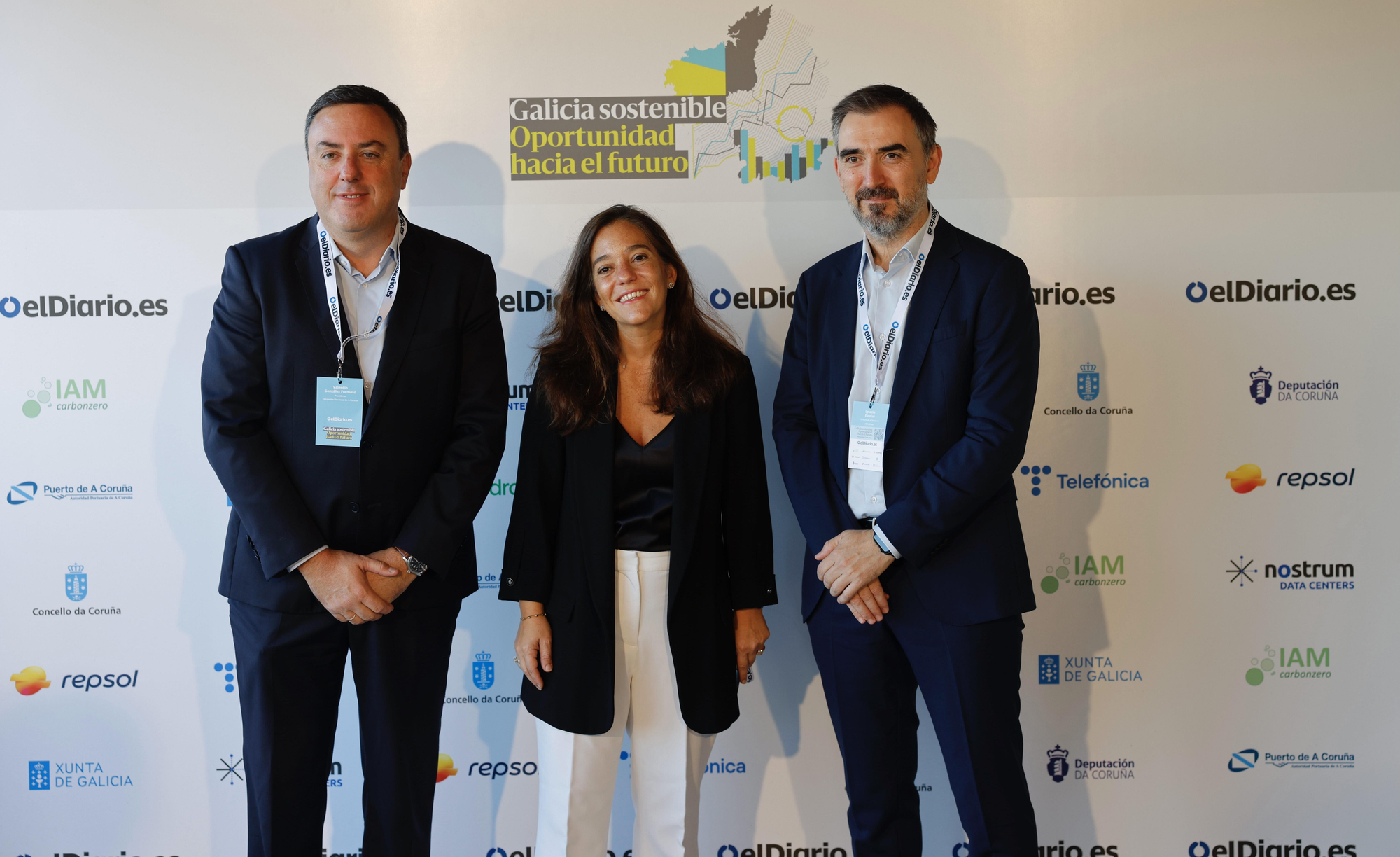 Valentín González Formoso, presidente de la Deputación da Coruña; Inés Rey, acaldesa del Concello da Coruña; Ignacio Escolar, director de elDiario.es