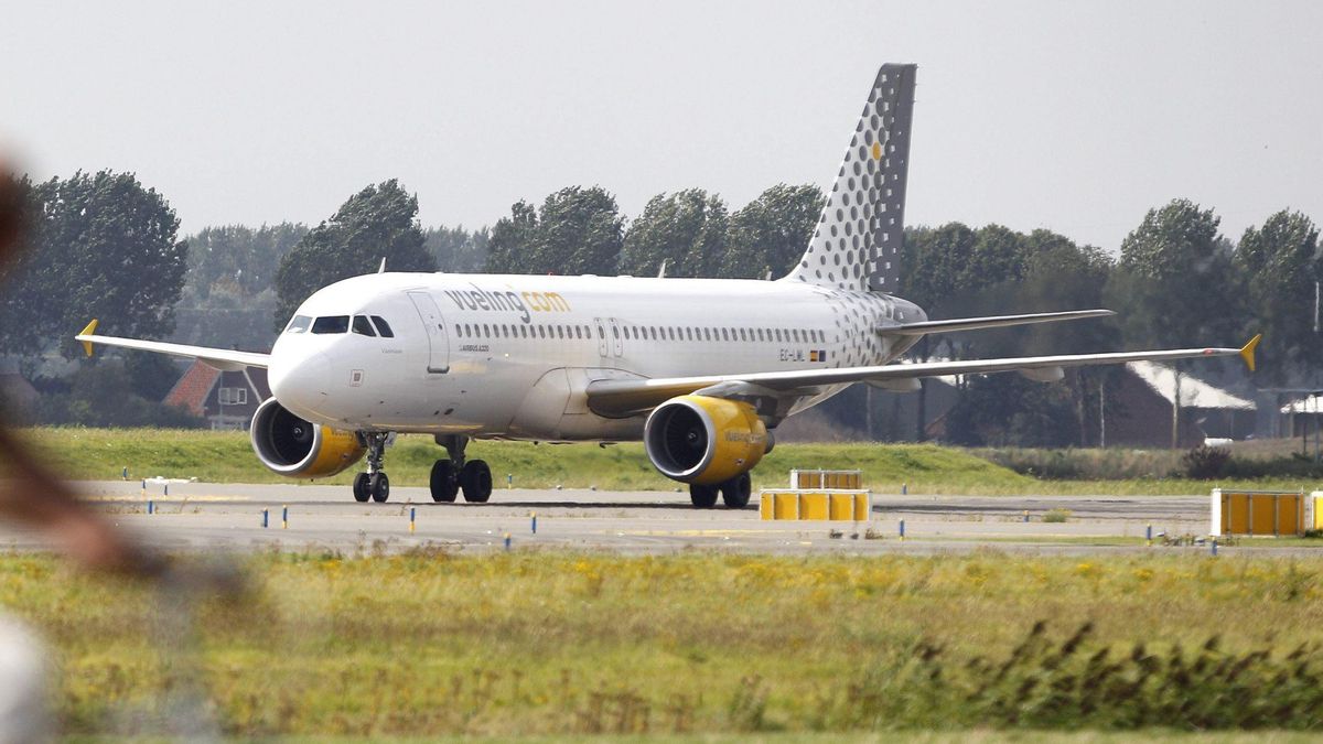 Alerta en pleno vuelo: amenaza de bomba en un avión que cubría la ruta entre Barcelona y Gran Canaria
