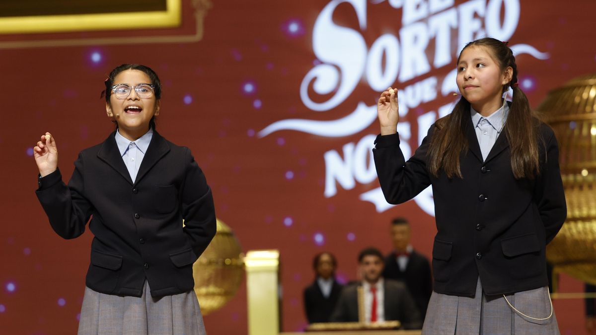 El 77.715, tercer quinto premio, toca en Canarias: tres décimos en Lanzarote y Tenerife