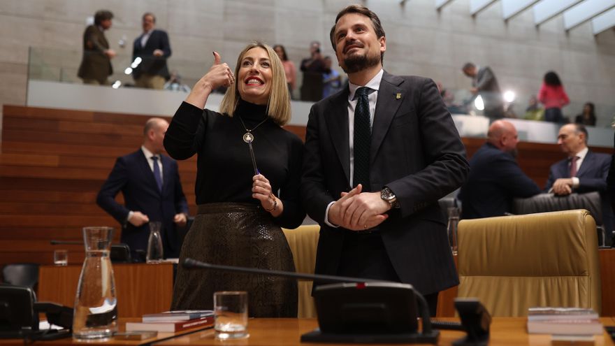 PP y Vox se reúnen para avanzar en el acuerdo programático en Extremadura sin hablar de consejerías