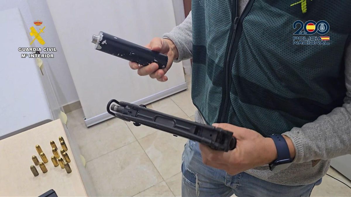 Parte de las armas y balística incautada.