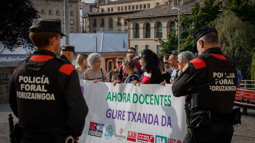 El profesorado navarro sale a la calle en la jornada de huelga de la enseñanza pública: "No podemos más"