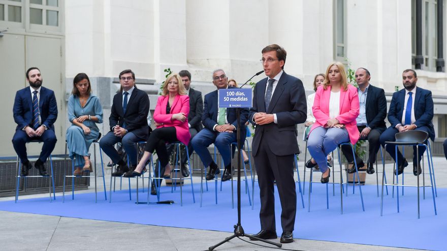 La izquierda afea a Almeida que en sus primeros 100 días no haya recibido a los vecinos movilizados contra las talas