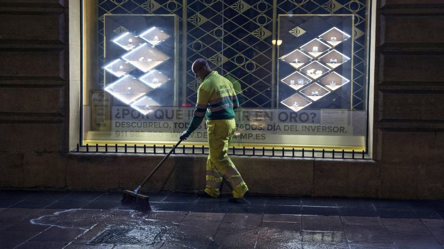 El Ayuntamiento de Madrid reparte entre cinco grandes empresas sus contratos de limpieza por 1.636 millones hasta 2027