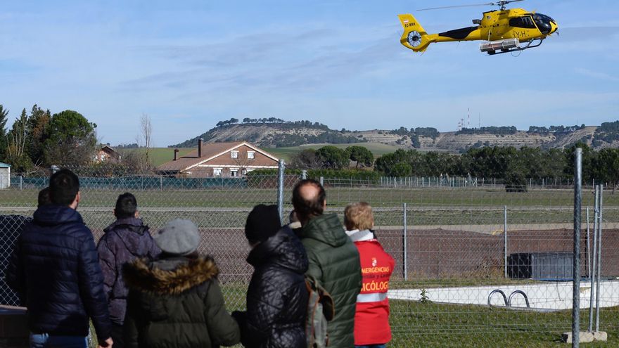 Se amplía la búsqueda del piloto del ultraligero por las riberas del Duero mientras los buzos peinan el río en lanchas