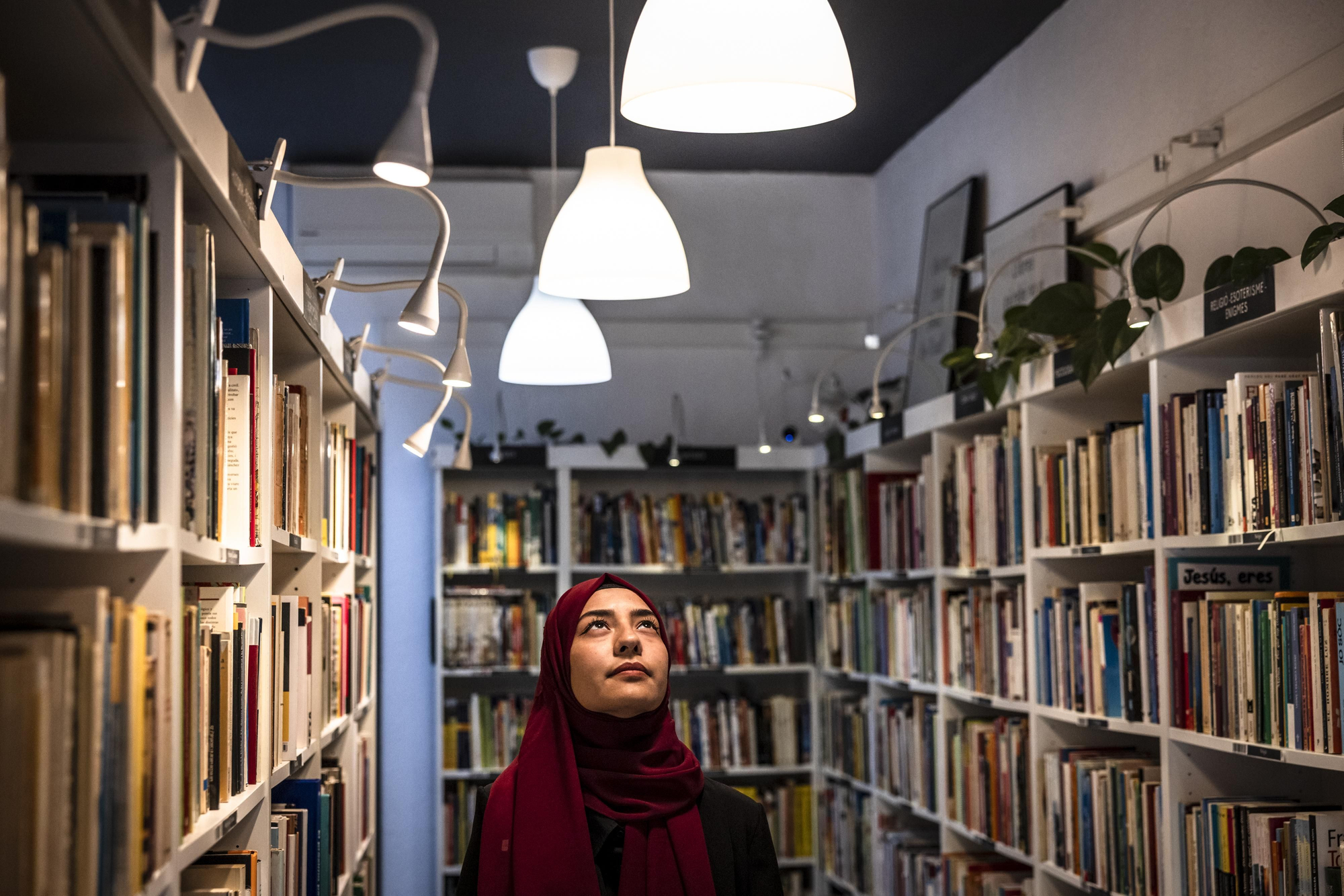 Zuhal en la libreria ReRead de Sant Cugat