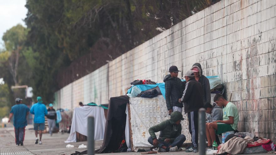 La pobreza urbana en Argentina baja al 31,6 % en el primer semestre de 2025