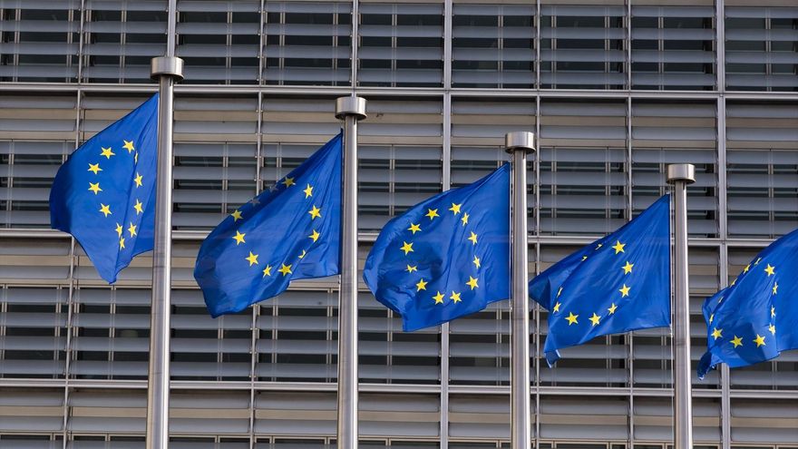 Bruselas insta a cambiar políticas para aprovechar mejor el potencial geoestratégico de Canarias y el resto de RUP