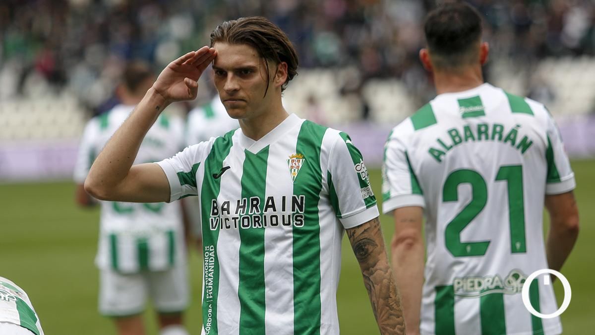 Álex Sala viaja a Italia para cerrar su fichaje por el Lecce