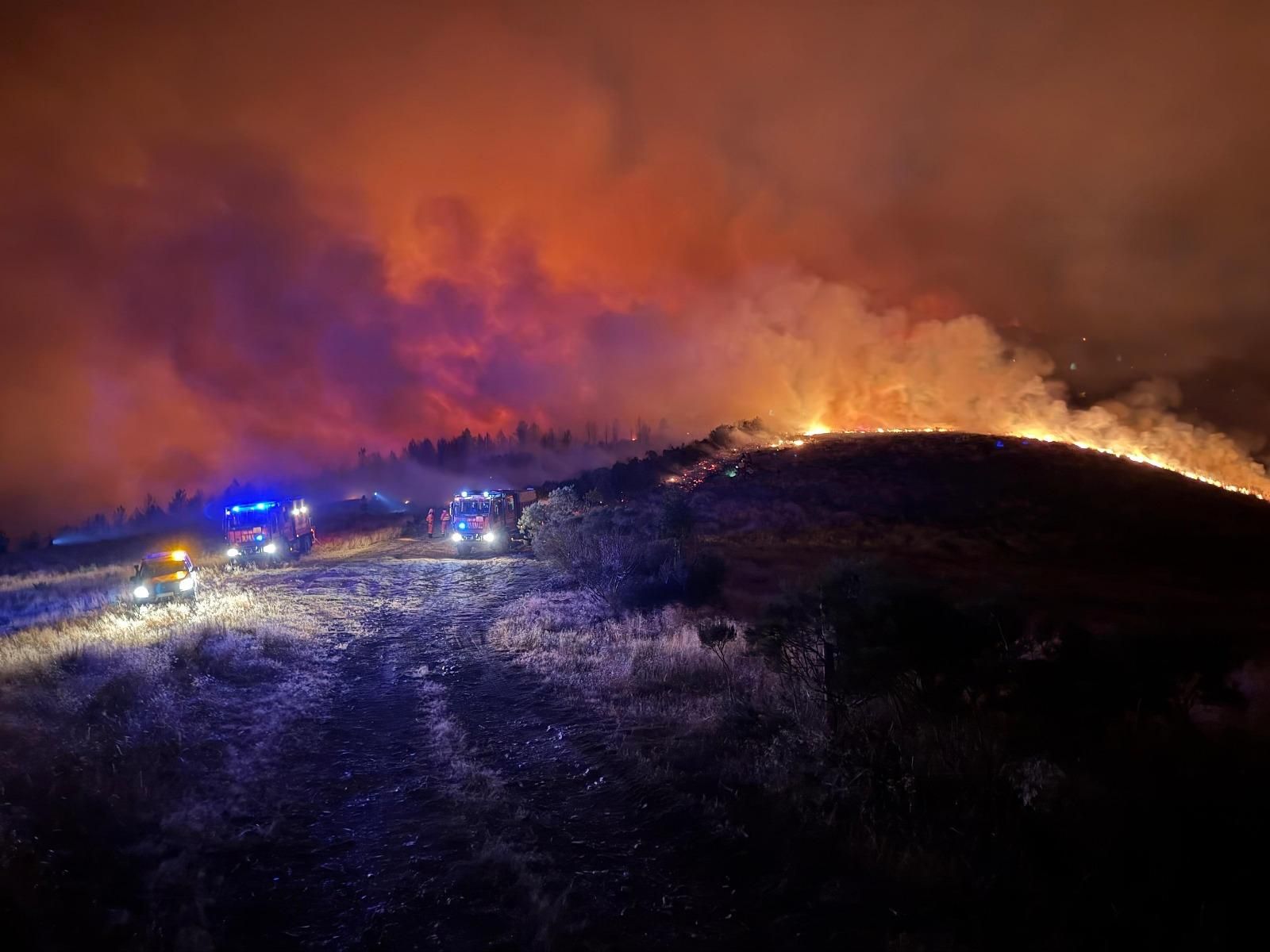 Incendio en Orallo. / Ministerio de Defensa