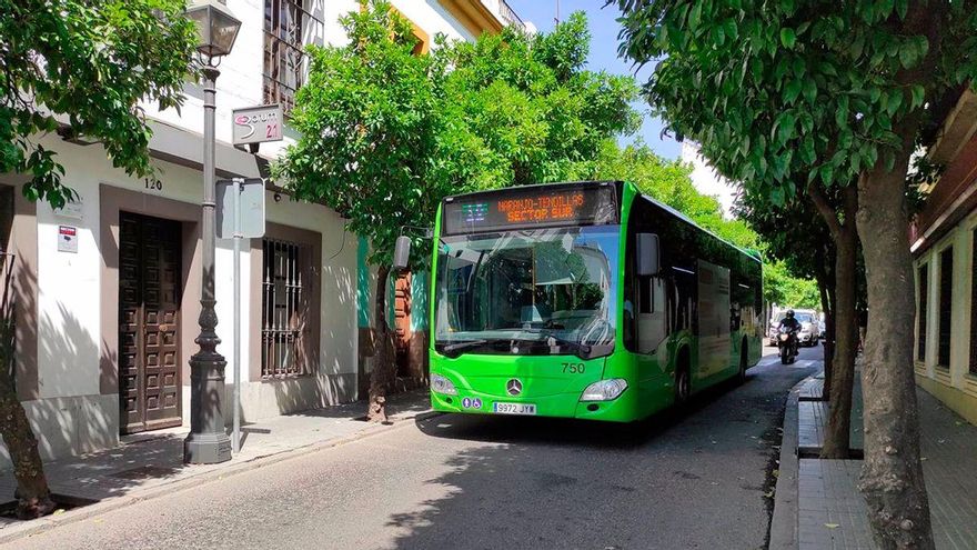 La huelga de Aucorsa que arranca este lunes reduce el servicio regular de autobuses al 25%