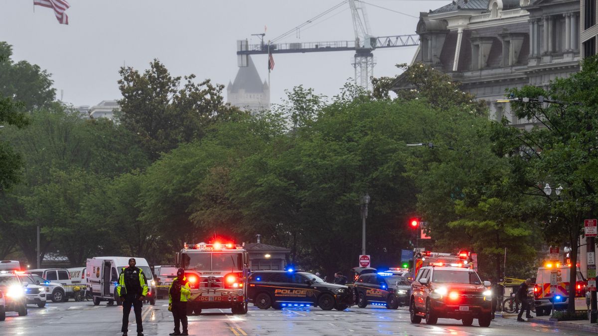 El Servicio Secreto mata a un atacante armado en un tiroteo frente a la Casa Blanca