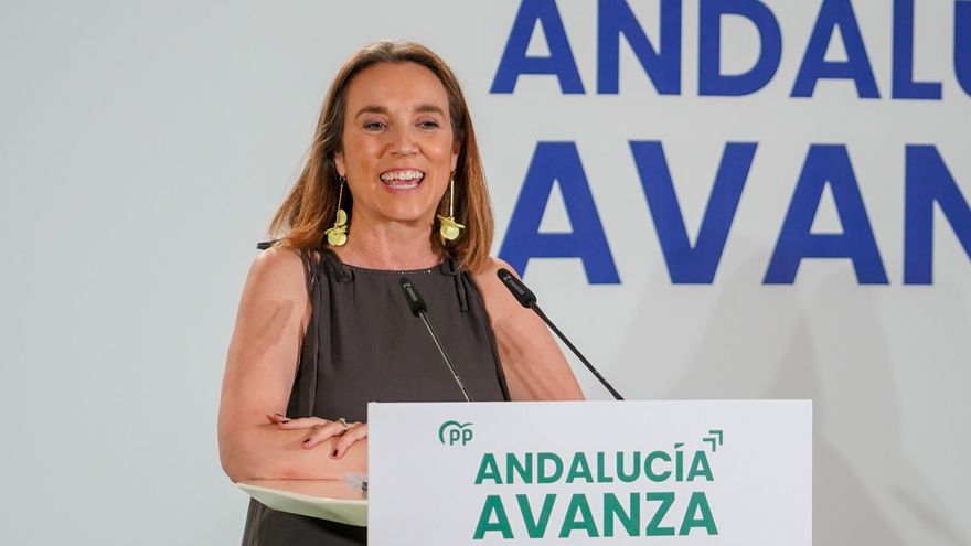 La secretaria general del PP, Cuca Gamarra,  en un acto de campaña. Archivo.