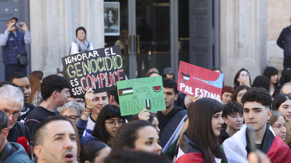 Huelga en apoyo al pueblo palestino convocada por el Sindicato de Estudiantes de Castilla y León, este jueves en Salamanca.