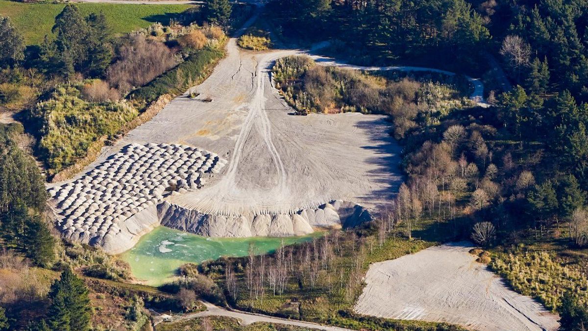 Pozos de sal rellenos de hidrógeno: el mayor almacén de España se situará bajo un pueblo de Cantabria