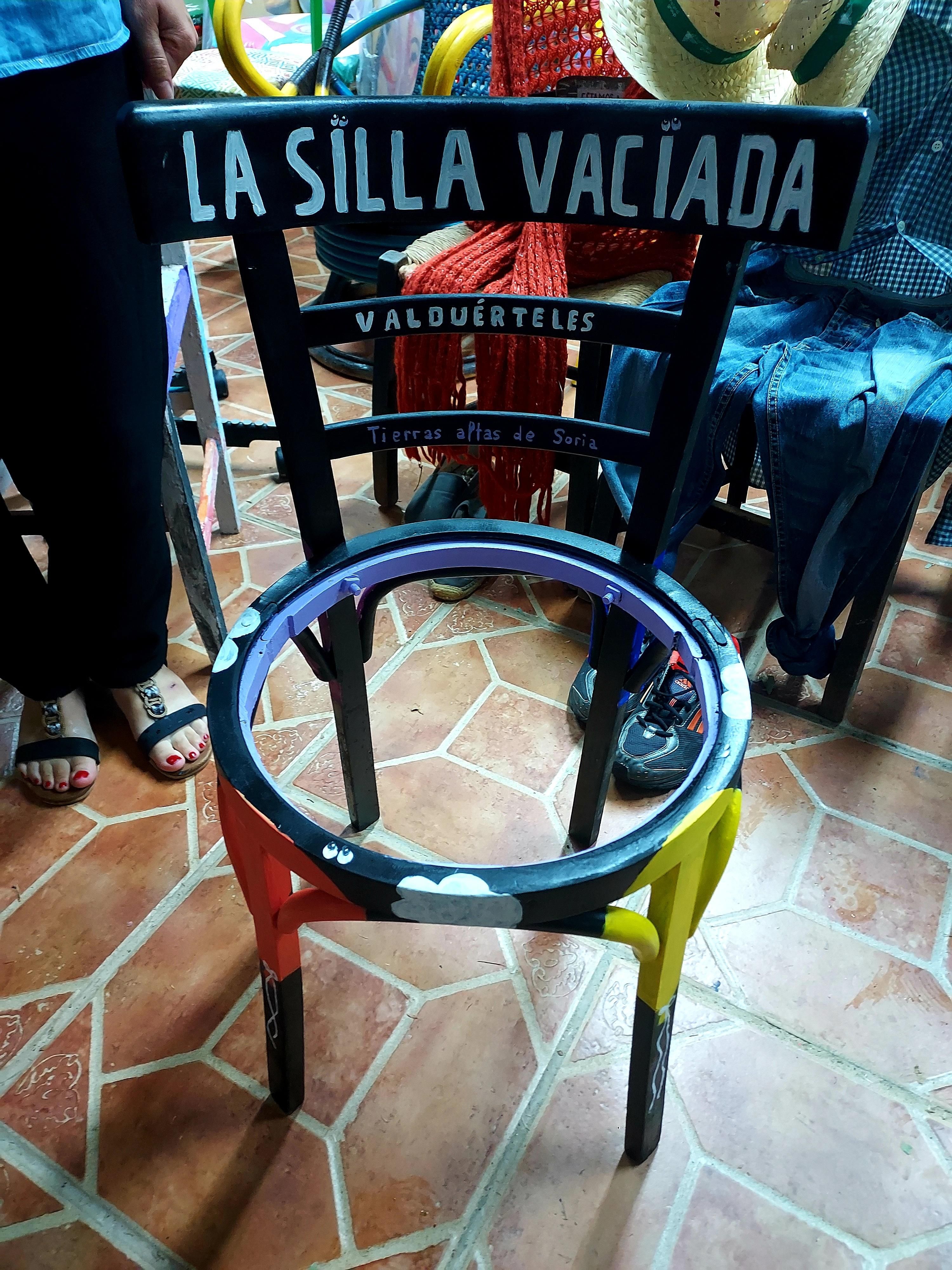 Sillas solidarias. Imagen cedida por Ana Sánchez