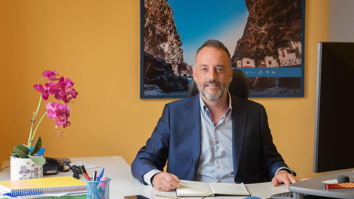 Alberto Paz, portavoz de CC en el Ayuntamiento de Puntallana.