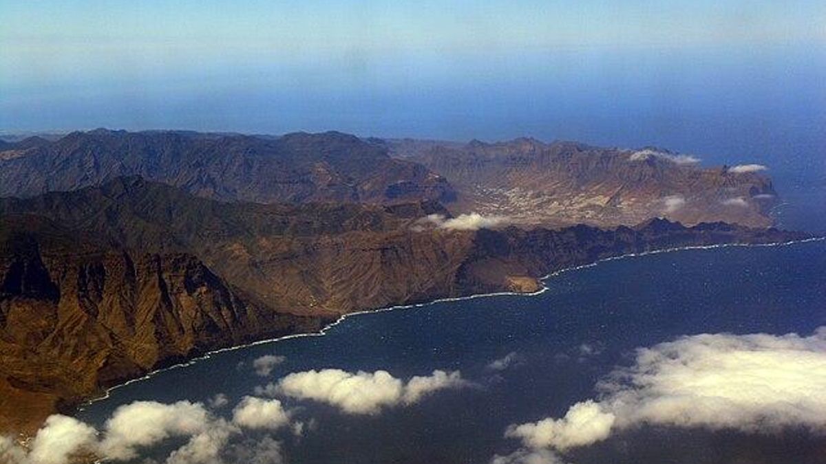 La Aldea contratará un equipo técnico para alegar contra las macrogranjas marinas en su costa