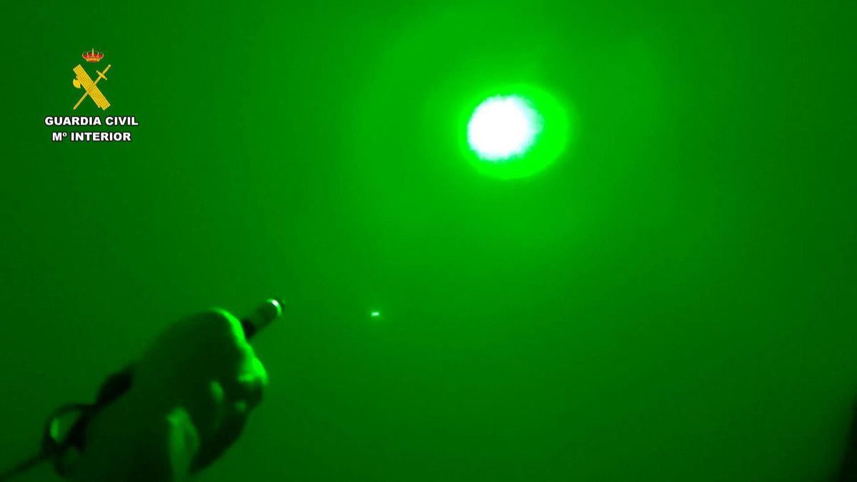 Apuntaba con un puntero láser a aeronaves en Agoncillo: ha sido denunciado y se enfrenta a una sanción de hasta 600.000 euros