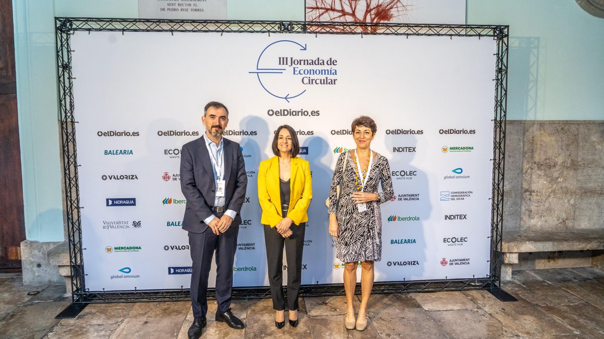 Ignacio Escolar, director de elDiario.es; Rebeca Torró, secretaria de Estado de Industria del Ministerio de Industria y Turismo; Rosalia Lloret, CEO de elDiario.es