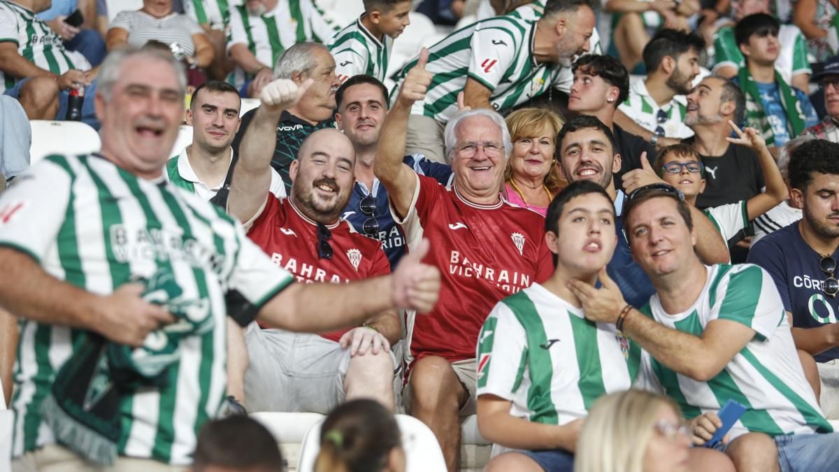 Grada Blanquiverde del Córdoba CF - UD Almería