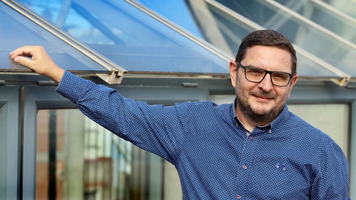 “Entrar a formar part de ple de l’Institut Ramon Llull és vital per als valencians, no només per a la literatura, sinó per a tot el sector cultural, perquè el Llull treballa amb la cultura vista com un tot”, comenta Xavier Aliaga.