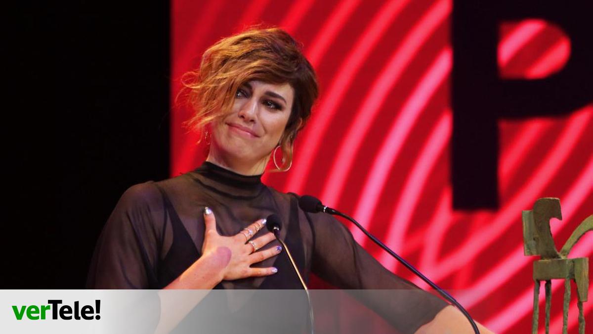 Blanca Suárez se emociona al recoger su Ondas por Lo que escondían sus ojos