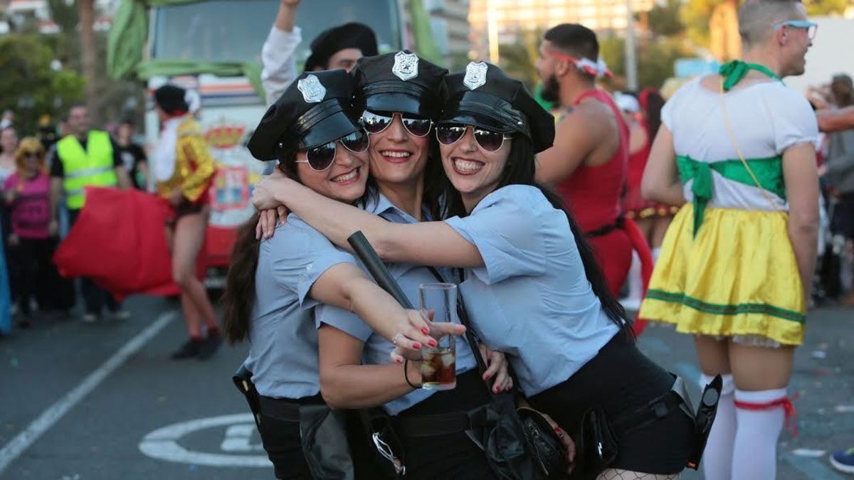 FOTOGALERÍA | Cabalgata del Carnaval de Maspalomas