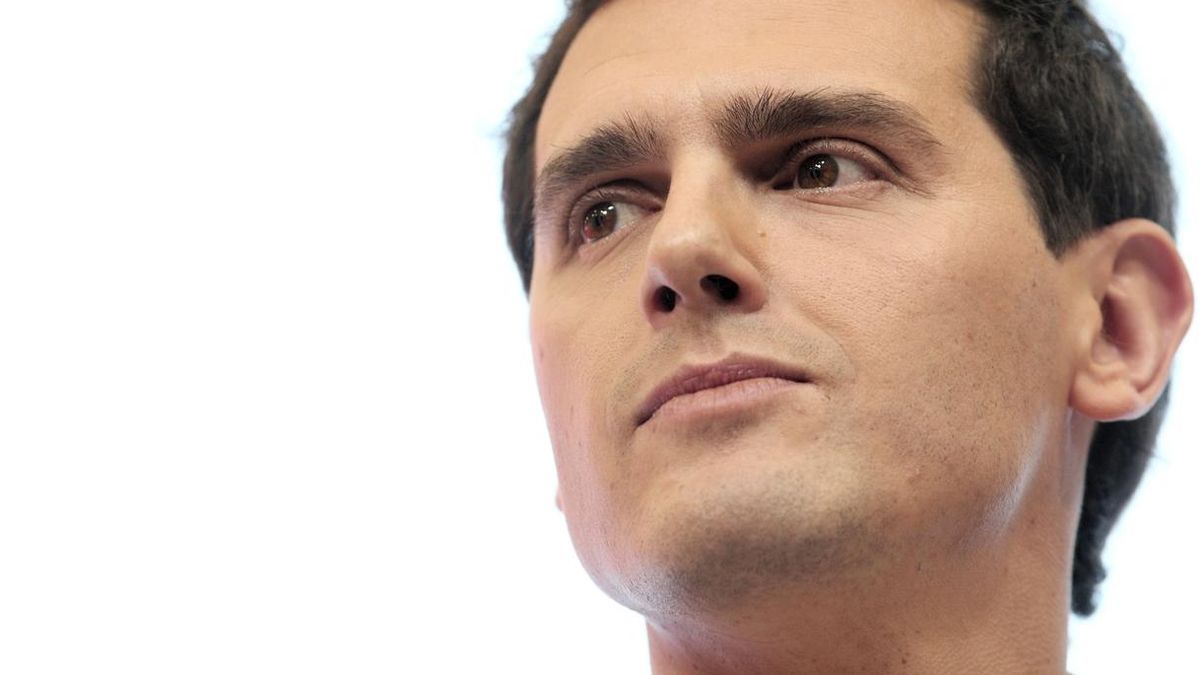 Albert Rivera ficha por un despacho de abogados