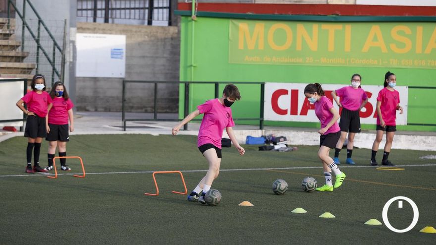 Entrenamiento del equipo Paquillo Moreno de Montilla