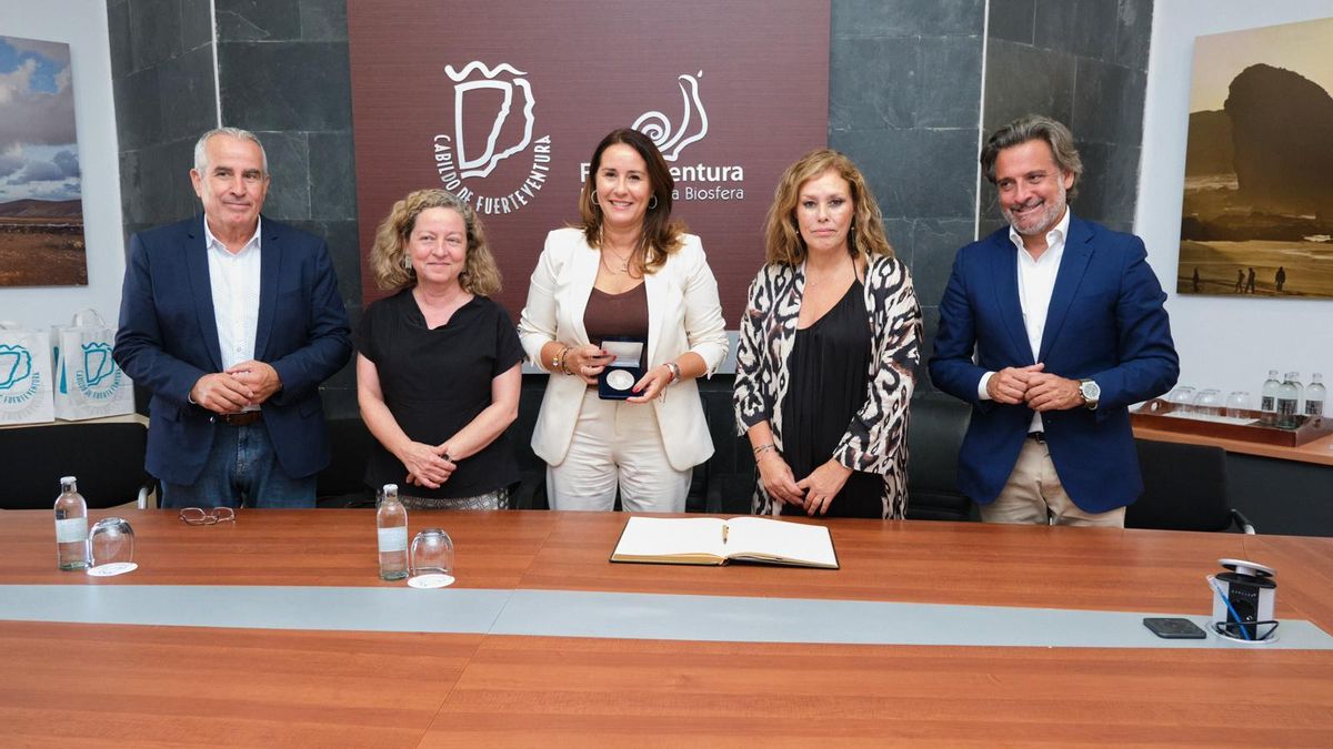 La Mesa del Parlamento trata en Fuerteventura la cooperación en materia de sostenibilidad, agua y energía entre Canarias y África