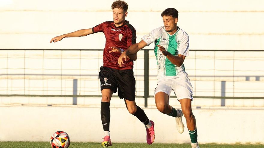 Las imágenes del Antequera CF - Córdoba CF