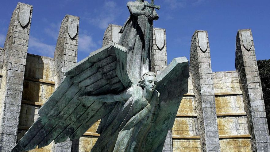 El futuro del monumento a Franco de Tenerife, enrocado entre los intentos de protegerlo y de renombrarlo “a la concordia”