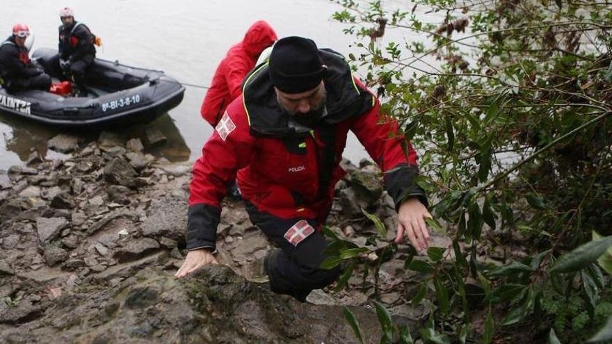 Suspenden ya la búsqueda del migrante desaparecido en aguas del Bidasoa, en la frontera con Francia