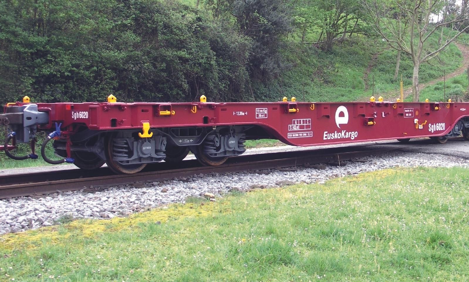 Euskotren: 40 años y 1.200 millones de viajes por las vías vascas