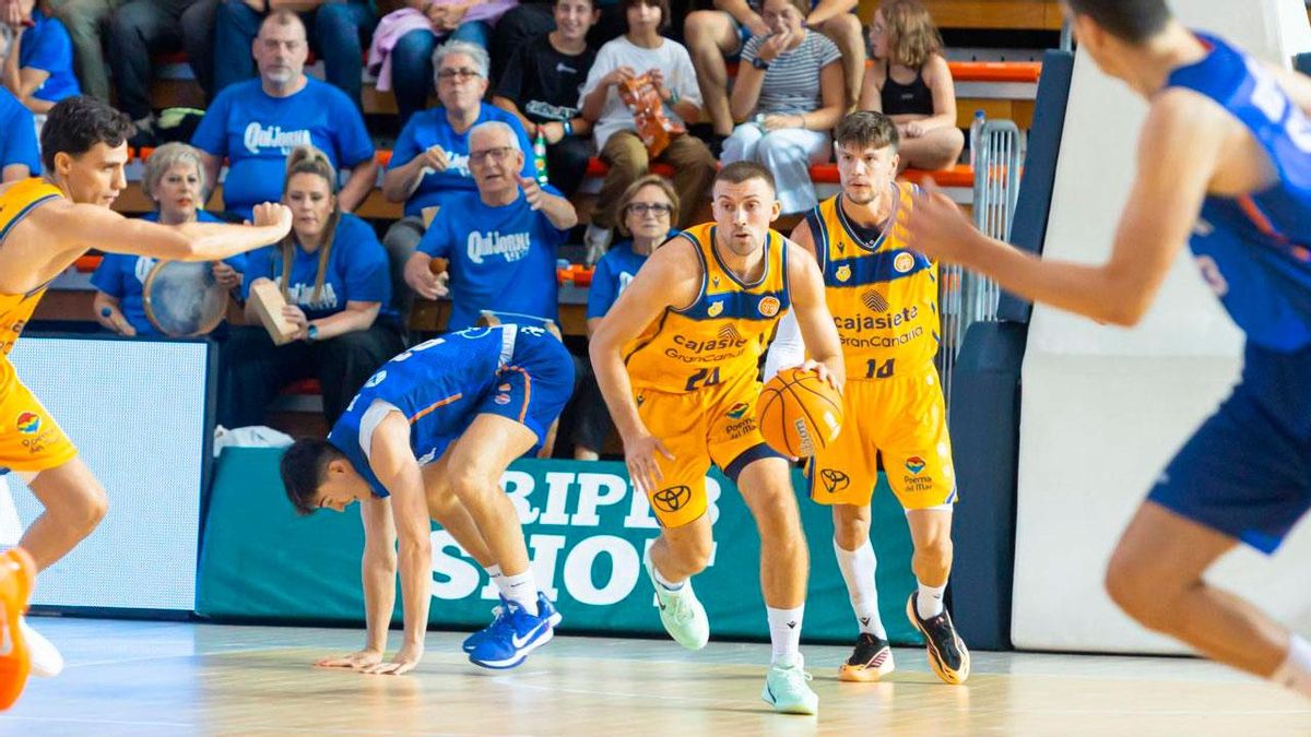 El Cajasiete Gran Canaria impone su juego en Fuenlabrada