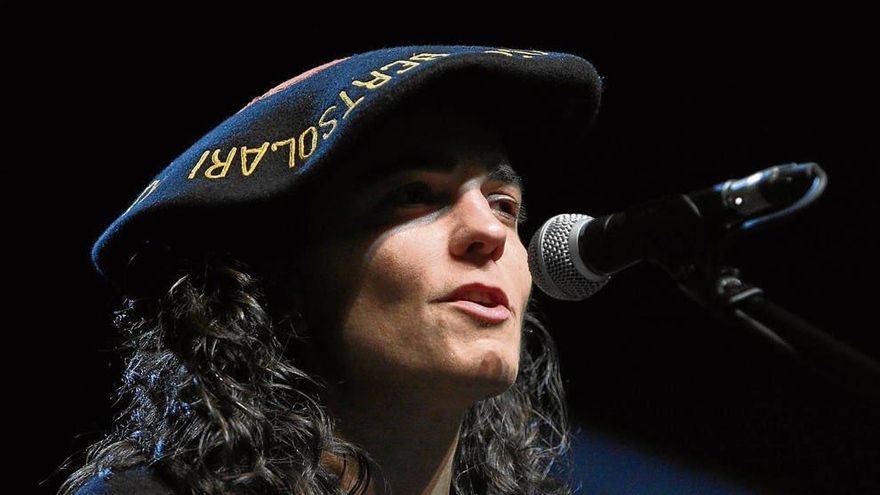 Maialen Lujanbio, la ‘bertsolaritza’ o el arte de improvisar reivindicaciones ante 14.000 personas