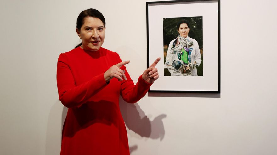 La artista serbia Marina Abramovic posa en Bernal Espacio en la Nave Sánchez-Ubiría en Madrid este martes. Pionera de la performance y una de las grandes artistas de su tiempo, Abramovic, última premio Princesa de Asturias de las Artes, trae a Madrid "Portrait as Biography", su primera exposición en España en los últimos diez años, que reúne obras antiguas y actuales. EFE/ Javier Lizon