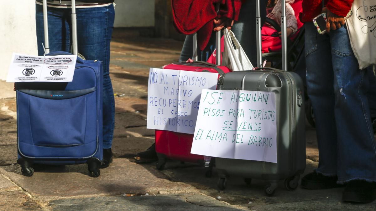 Free tour de vecinos por el centro contra el turismo masivo y por la vivienda