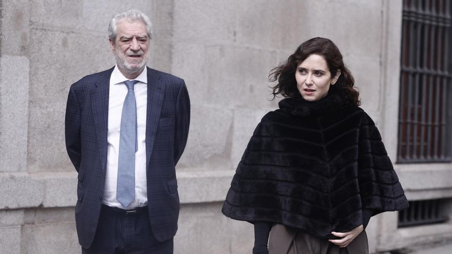 Ayuso encadena varapalos en los tribunales: tres recados del Constitucional y Miguel Ángel Rodríguez investigado