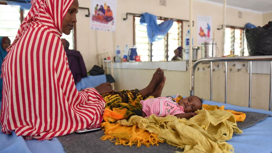 Familias somalíes obligadas a refugiarse debido a la sequía y las inundaciones: conoce sus historias