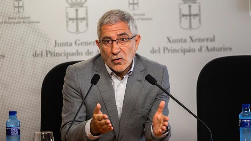 La grabación de una reunión de Actúa encona el choque entre IU y Llamazares