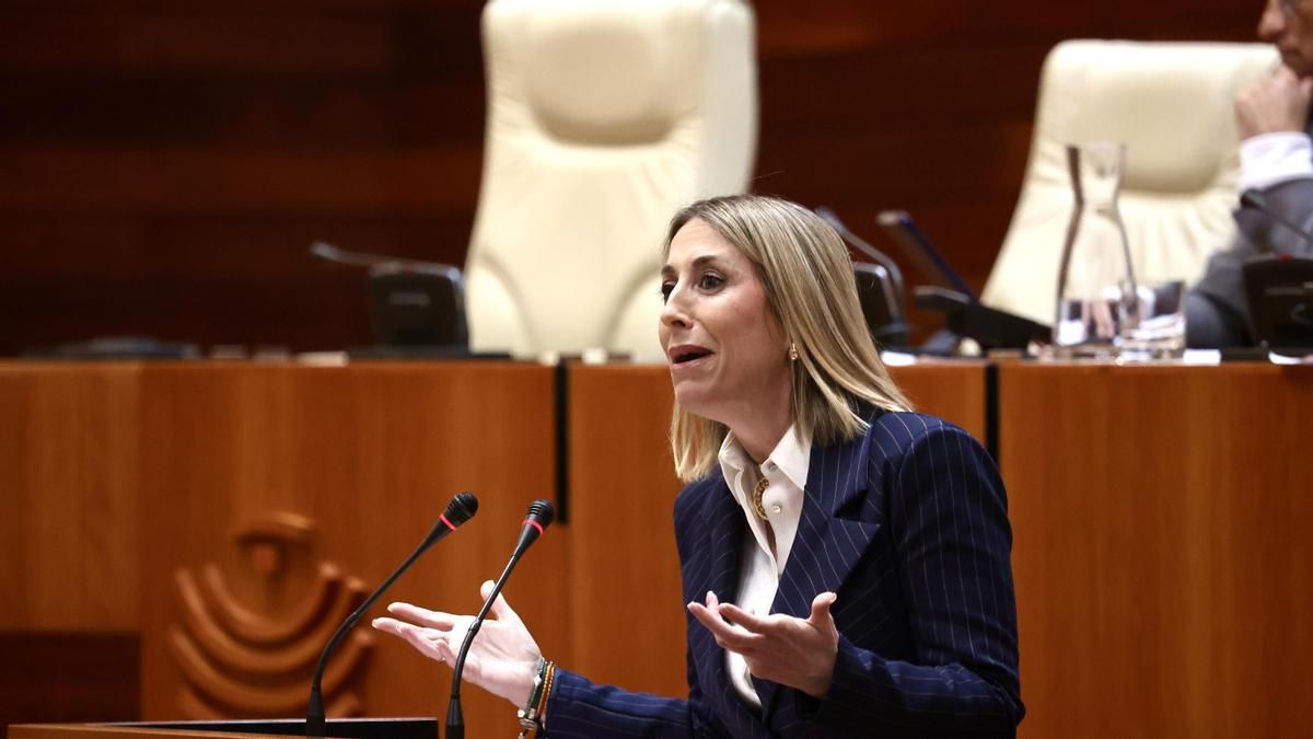 Choque total entre los partidos por el debate del estado de la región y la financiación de la dependencia