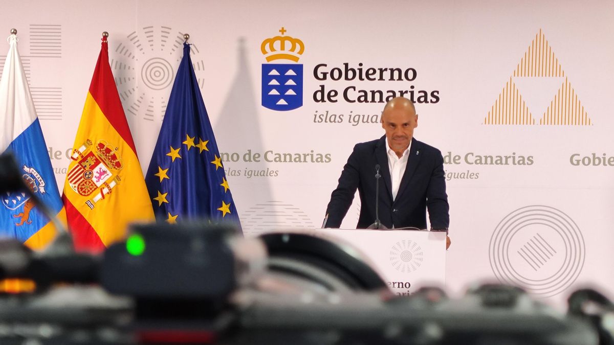 En rueda de prensa tras la reunión semanal del Consejo de Gobierno, el portavoz del Gobierno de Canarias, Alfonso Cabello (CC).