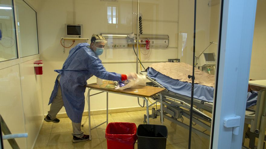 La baja de los casos de Covid-19 y cómo descomprimió las terapias intensivas en el país