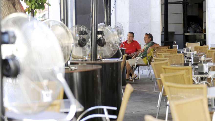 Las olas de calor, los precios y el turismo impactan en las ventas del gran consumo