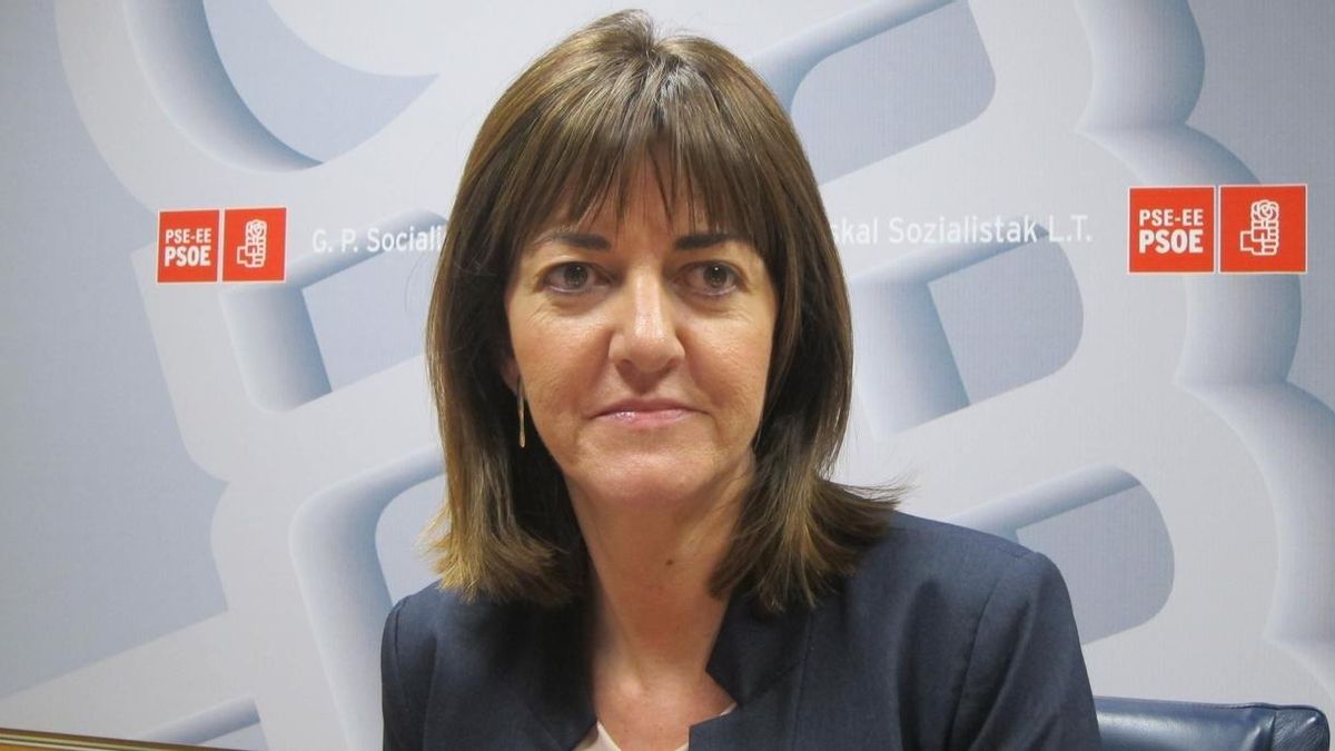 Mendia aboga por buscar "unas festividades más laicas, cívicas y estatutarias" que la del Aberri Eguna