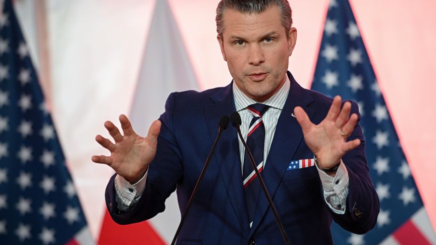 El jefe del Pentágono reveló horarios del ataque pero niega que estuviera clasificado